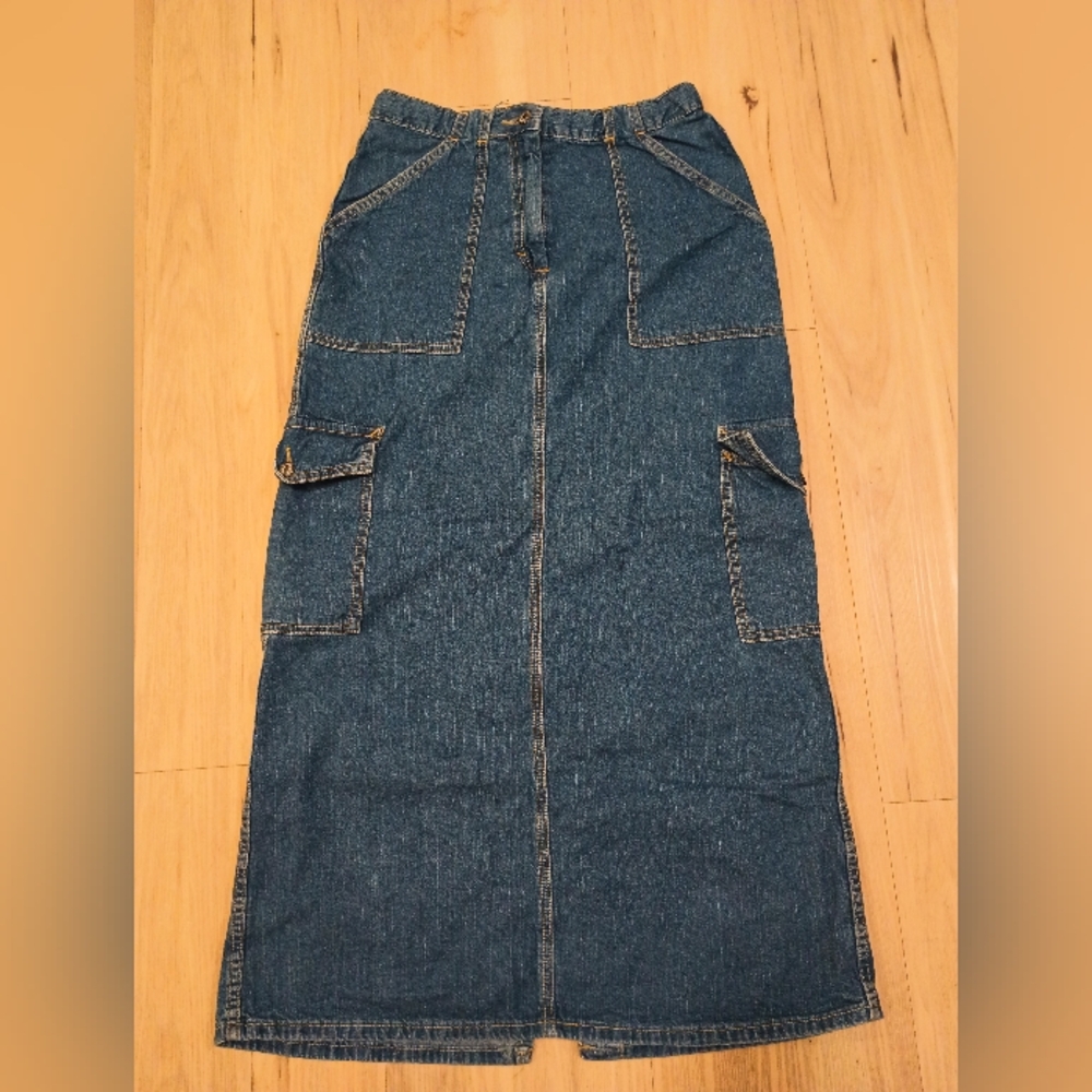American Eagle Denim Cargo Skirt
